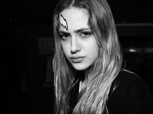 Delicate jewelry with fantasy themes