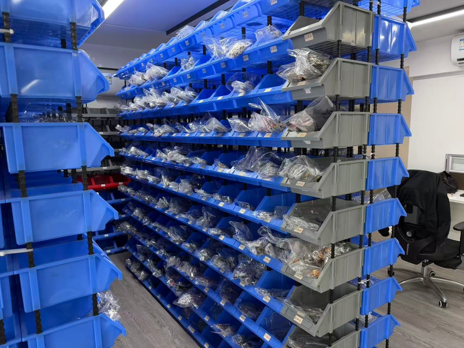 KaleidoJoy jewelry quality certifications and industry design awards